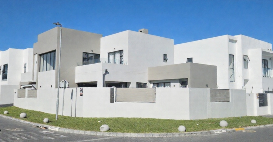 4 Bedroom Property for Sale in Sandown Western Cape